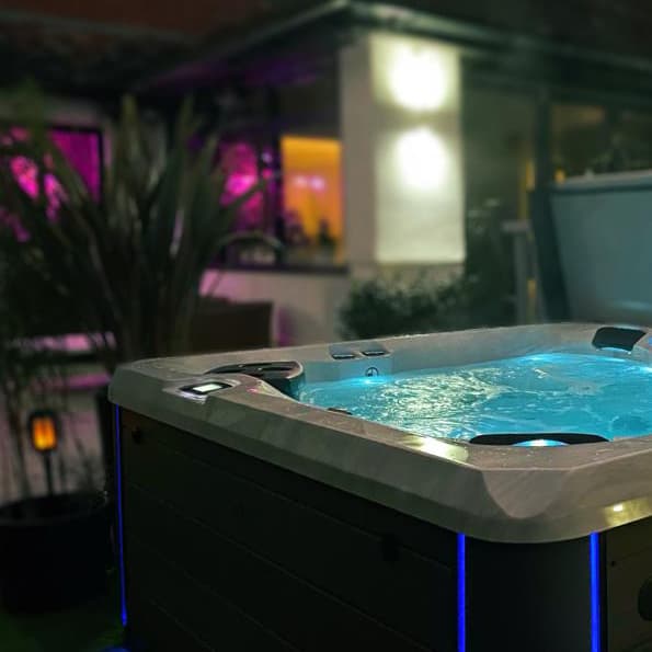 Hot Tubs, Swim Spas & Saunas Dealer Bournemouth 