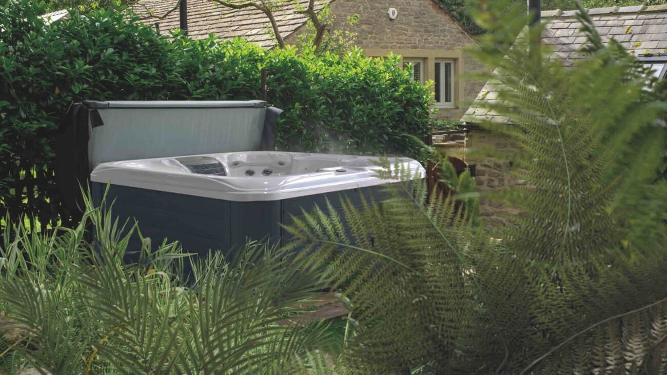 Holiday let hot tub positioned with privacy in mind