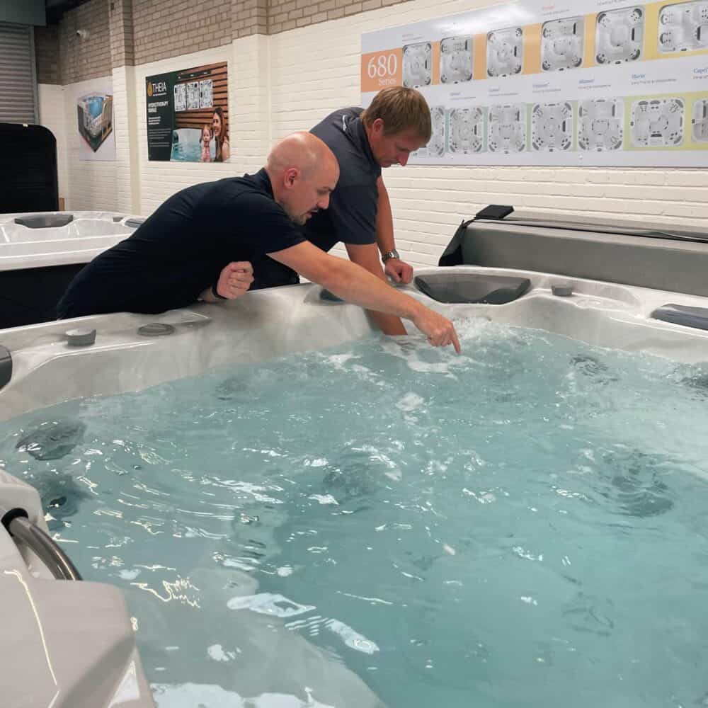 Buying Your Hot Tub Online vs. Visiting a Local Showroom Which is Better?